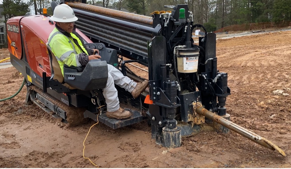 An underground operator using a Ditch Witch JT20 directional drill
